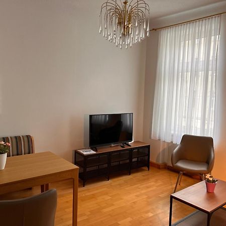 Studio & Apartments Near Reumannplatz 비엔나 외부 사진