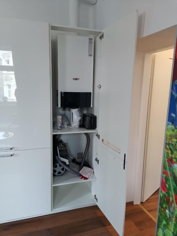 Studio & Apartments Near Reumannplatz 비엔나 외부 사진