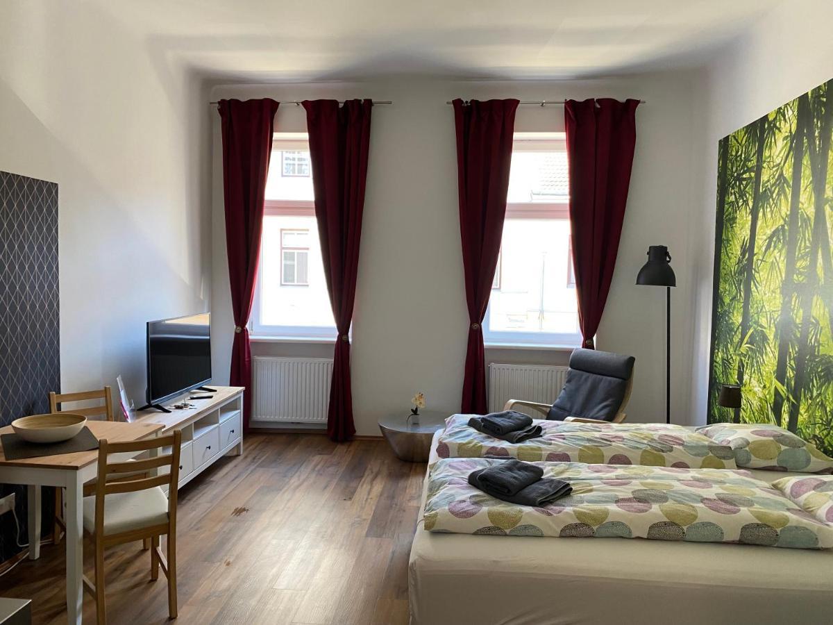 Studio & Apartments Near Reumannplatz 비엔나 외부 사진