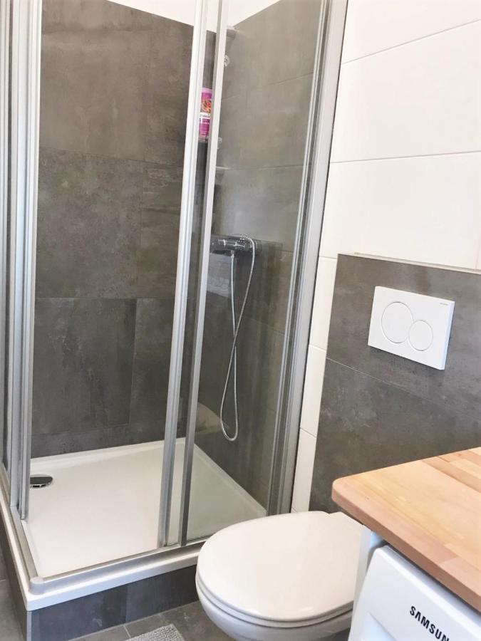 Studio & Apartments Near Reumannplatz 비엔나 외부 사진
