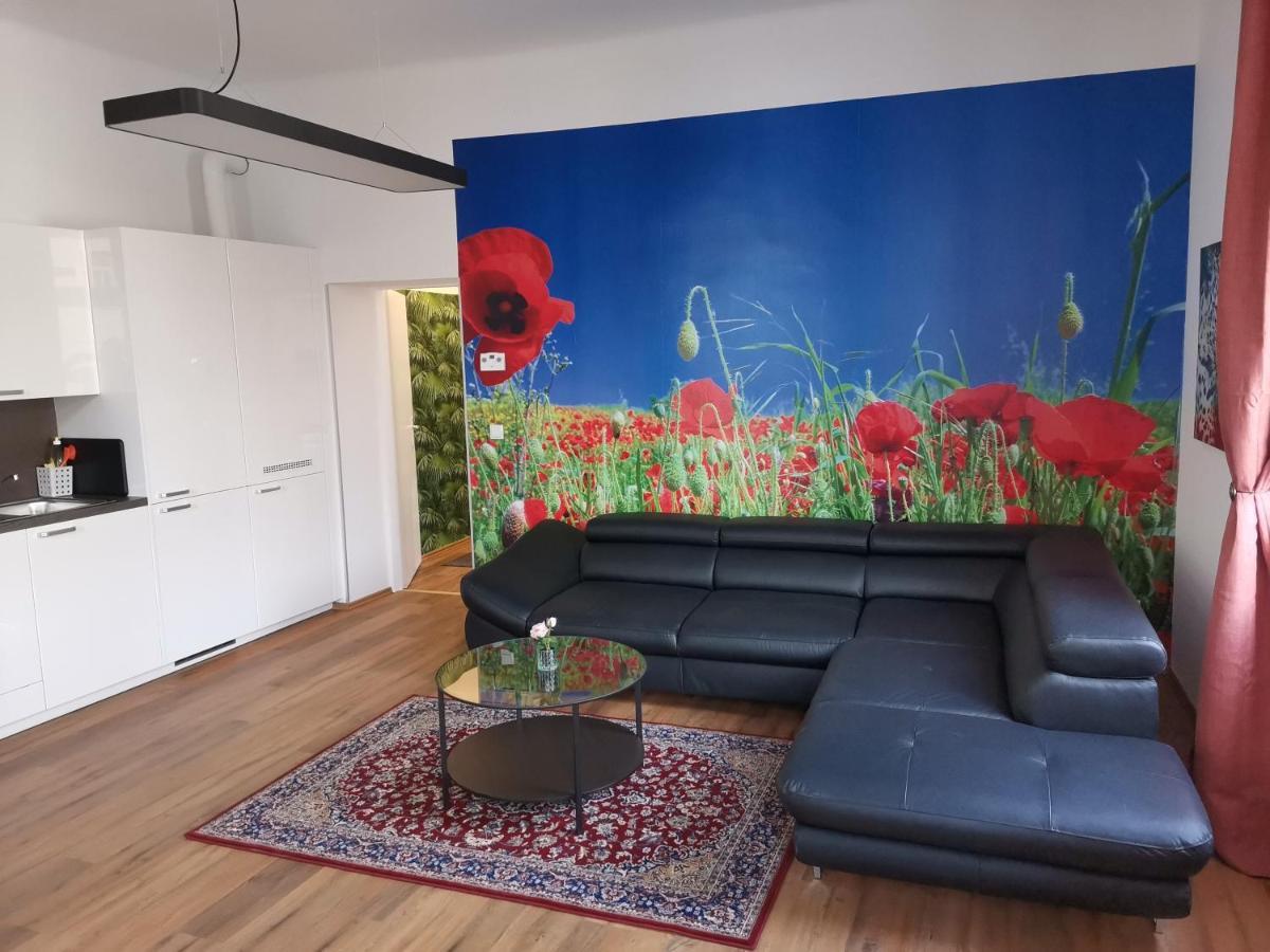 Studio & Apartments Near Reumannplatz 비엔나 외부 사진