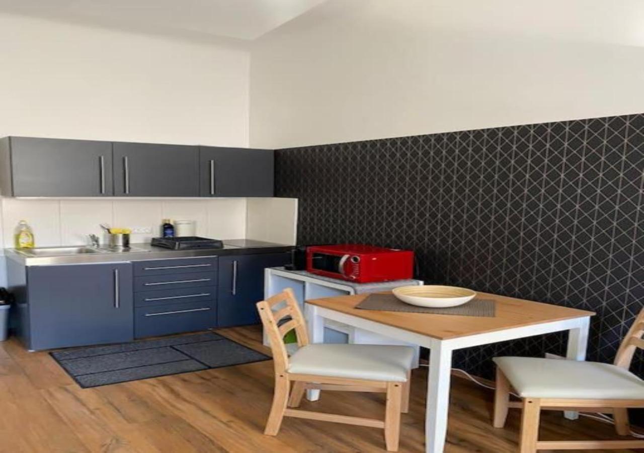 Studio & Apartments Near Reumannplatz 비엔나 외부 사진